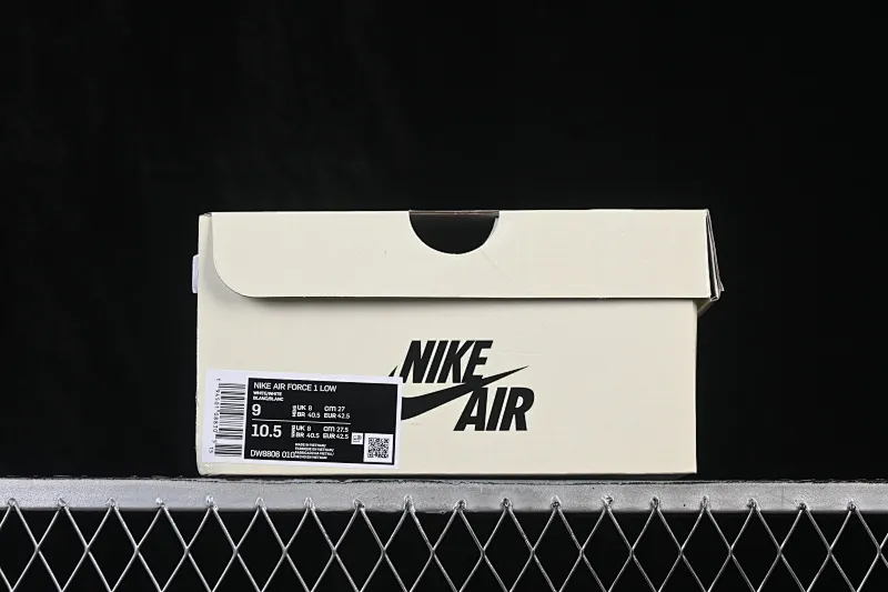 All categories Nk Air Force 1 Air Force series Nk Air Force 1 Low Air Force low-top Nike Air Force 1'07 Low joint model Air Force 1 low-top casual sneakers DW8806-010